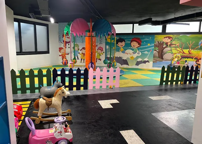 Caesar Blue Sea View H-49 アパート